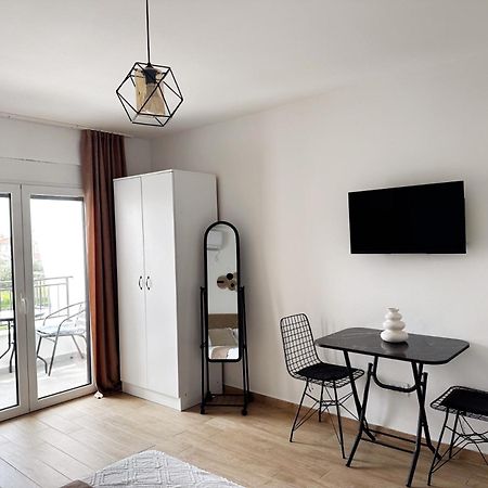 Danin Apartmani Bar Eksteriør billede