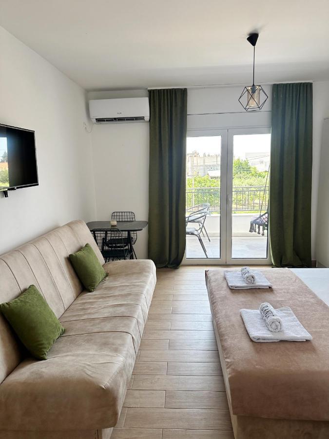 Danin Apartmani Bar Eksteriør billede